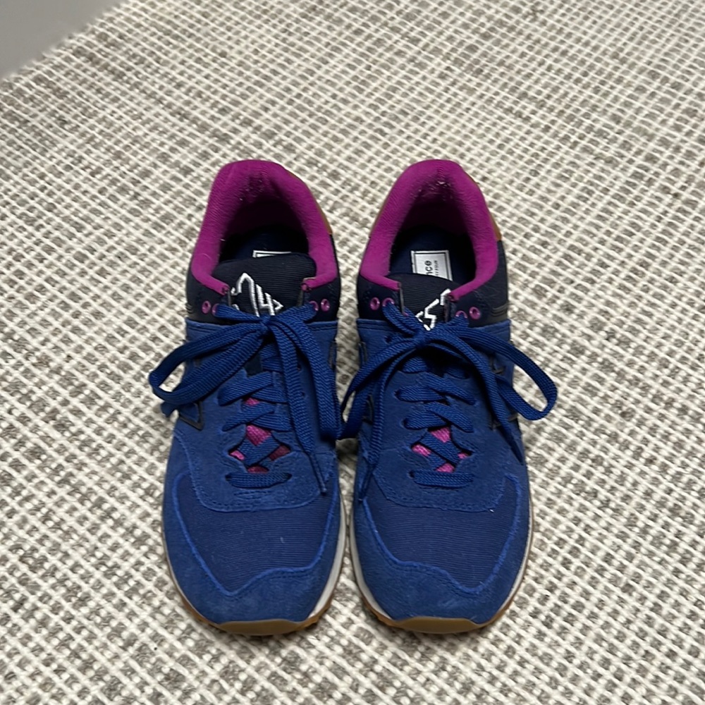 New balance sneakers